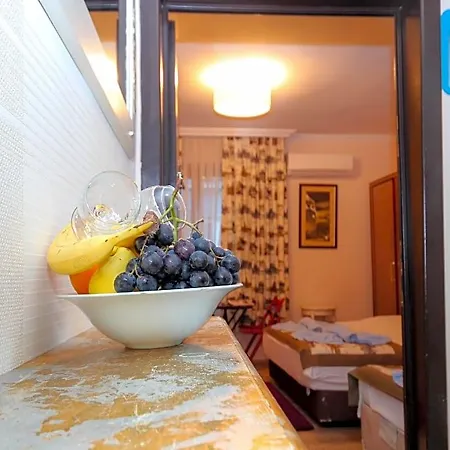 Hotel Mini House 3*