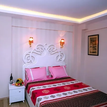 Mini House 3* Istanboel