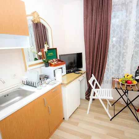 Hotell Mini House 3*