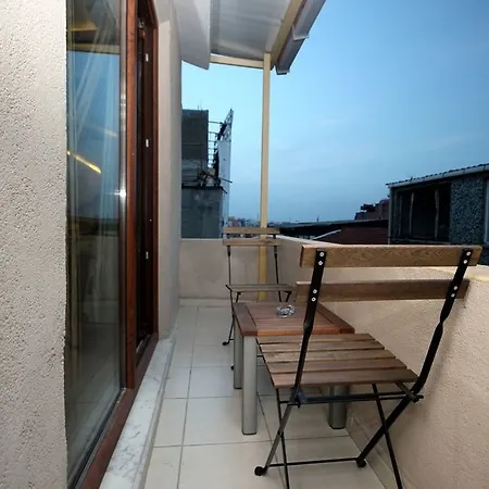 Mini House 3* Istanboel